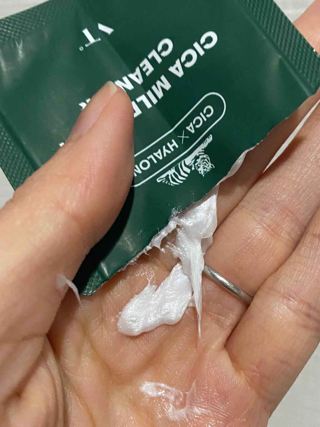 CICA マイルドフォームクレンザー/VT/洗顔フォームを使ったクチコミ(3枚目)