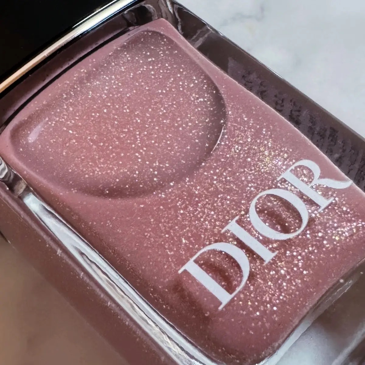 限定マニキュア】ディオール ヴェルニ｜Diorの口コミ - くすみピンクに