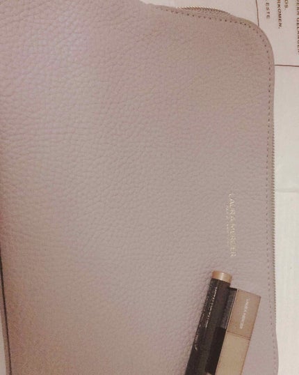 シークレット ブラーリング パウダー フォー アンダー アイズ/ローラ メルシエ/プレストパウダーを使ったクチコミ(2枚目)