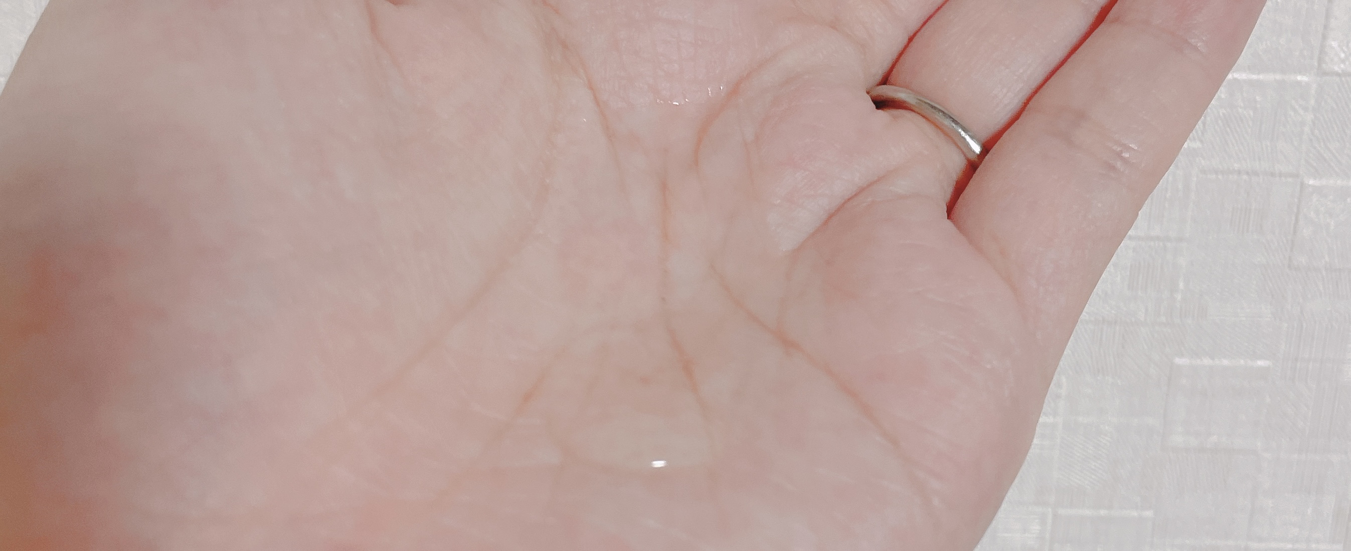 ボタニカル モイスト リペア ヘアオイル/SSビオリス/ヘアオイルを使ったクチコミ（3枚目）