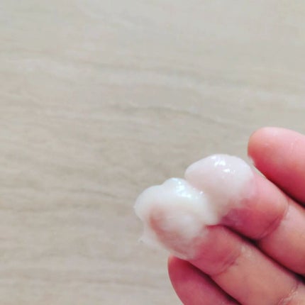 fuyouu on LIPS 「☆𝔹𝕖𝕒𝕦𝕥𝕪☆クセのあるやわらかな猫毛なのでツヤツヤの艶髪に..」(4枚目)