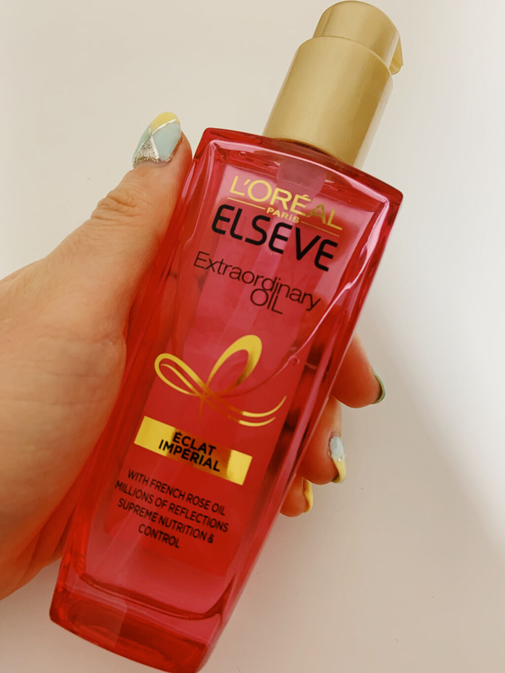 エルセーヴ エクストラオーディナリーオイル エクストラリッチ フィニッシュ/ロレアル パリ/ヘアオイルを使ったクチコミ（1枚目）