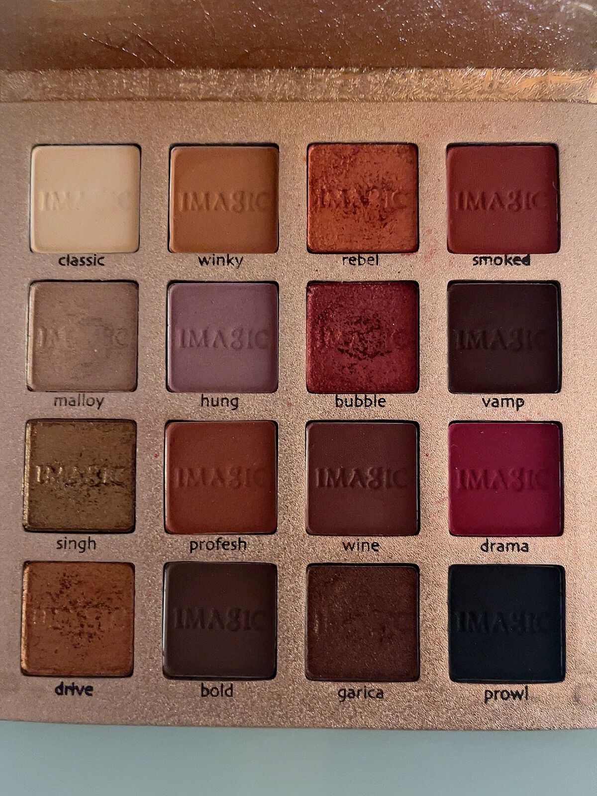 CHARM 16 COLOR EYESHADOW PALETTE/IMAGIC/アイシャドウパレットを使ったクチコミ(3枚目)