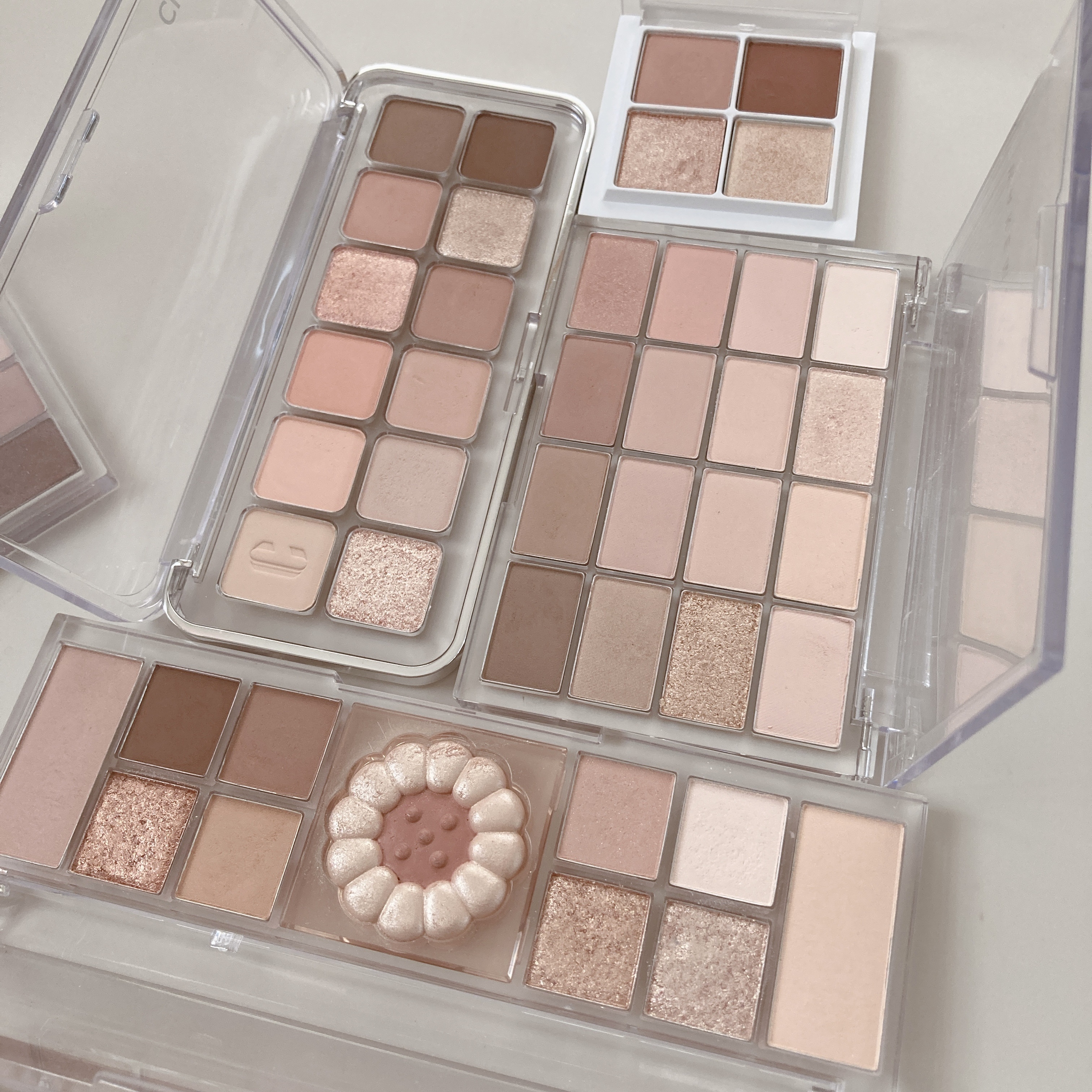 オール テイク ムード パレット(24AD) 【旧】13 FALL IN ACORN/PERIPERA/アイシャドウパレットを使ったクチコミ（3枚目）