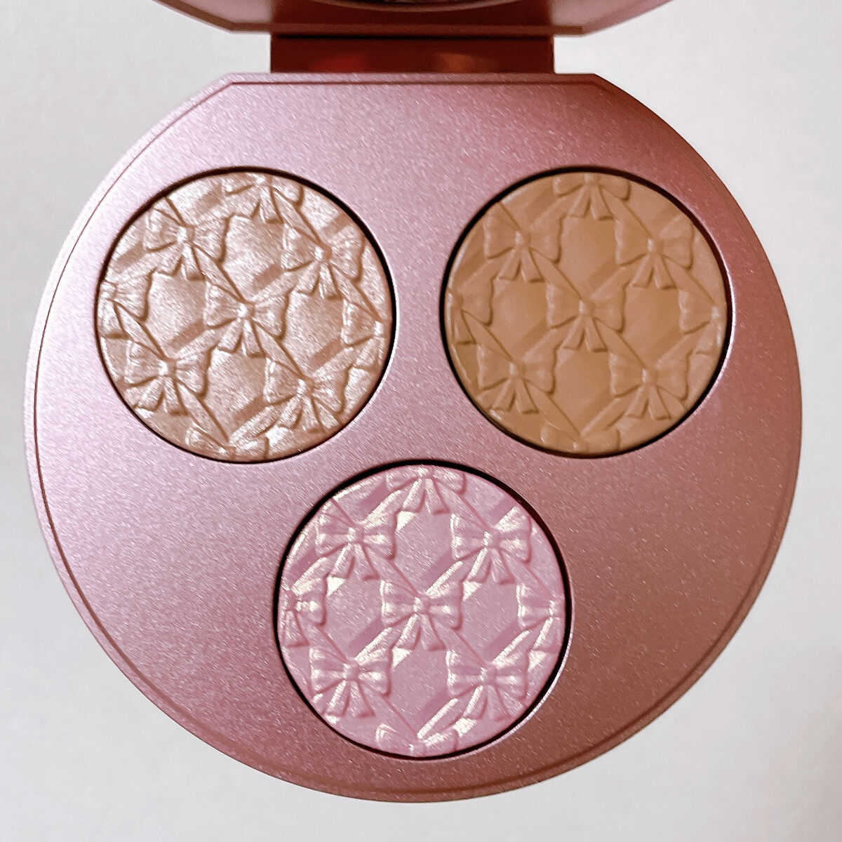 エファベセンス エクストラ ディメンション フェイス コンパクト/M・A・C/パウダーチークを使ったクチコミ（2枚目）