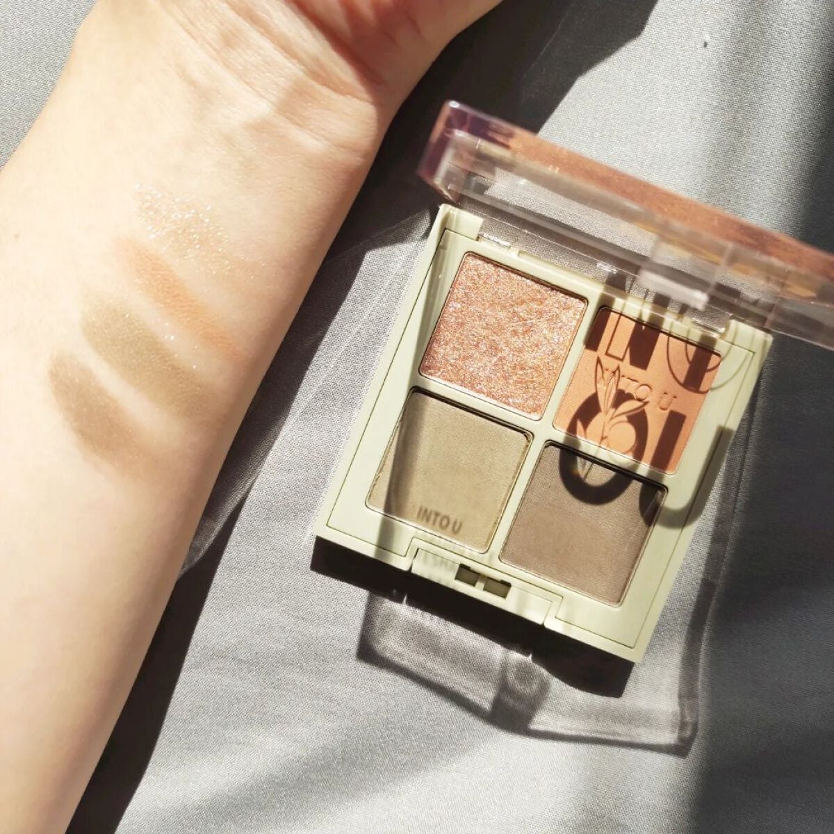 テイスティングライフアイシャドウパレット/INTO U/アイシャドウパレットを使ったクチコミ(1枚目)