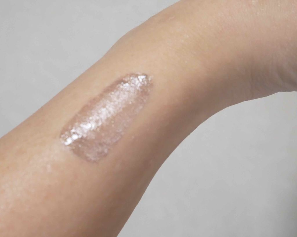 ウイスパーグロスフォーアイ/THREE/リキッドアイシャドウを使ったクチコミ(3枚目)