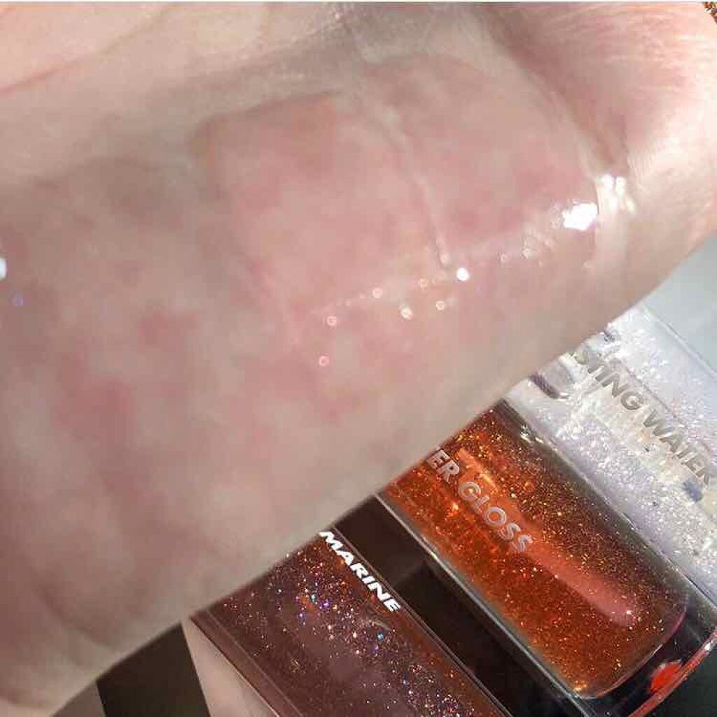 rom&nd グラスティングウォーターグロスのクチコミ「マスクが欠かせない今ロムアンド熱か再熱﻿
今日は中でもお気に入りを紹介﻿
﻿
﻿
ちょっと前に.....」（3枚目）