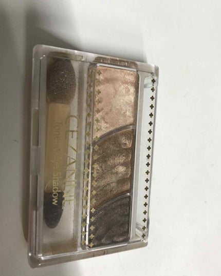 トーンアップアイシャドウ/CEZANNE/アイシャドウパレットを使ったクチコミ(1枚目)