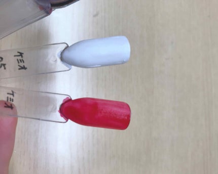 キキララ ネイル/DAISO/マニキュアを使ったクチコミ(2枚目)