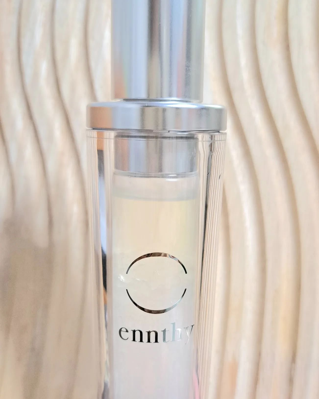 スキンアウェイクニングエッセンス/ennthy/美容液を使ったクチコミ（2枚目）