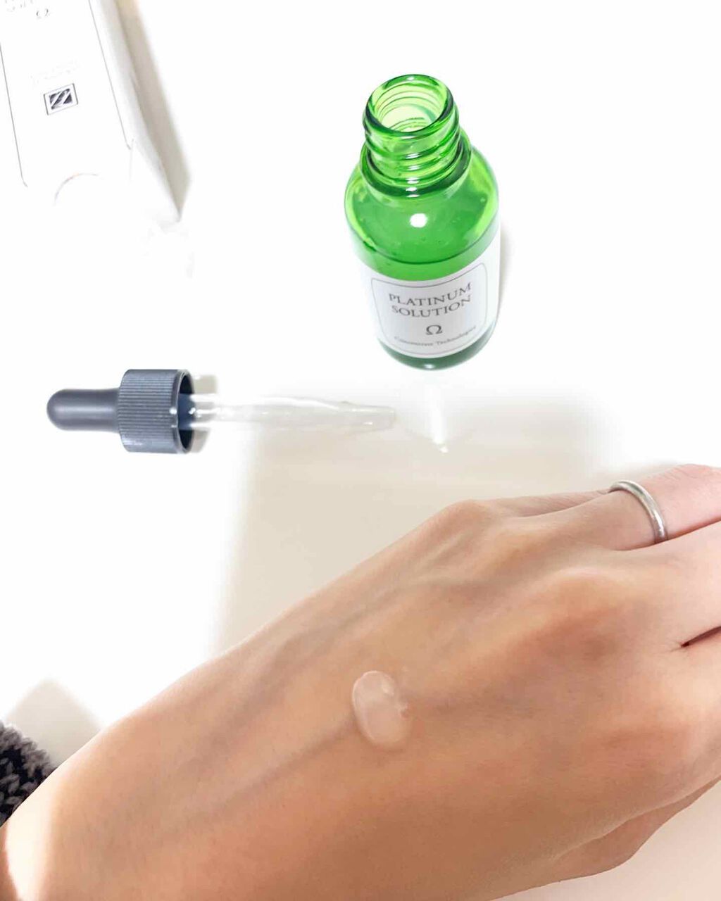 プラチナソリューション オメガ/プラチナソリューション/美容液を使ったクチコミ（1枚目）