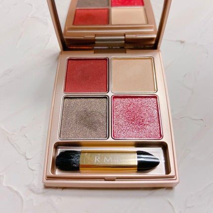 ローズウッドデイドリーム 4アイズ 04 オータムダスク/RMK/アイシャドウパレットを使ったクチコミ(2枚目)