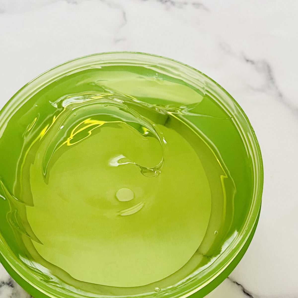 ALOE VERA 98% MOISTURE CICA GEL/MORNING SURPRISE/ボディクリームを使ったクチコミ（3枚目）