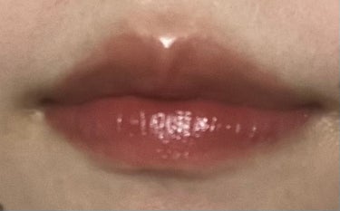 CAPPUVINI 新発泡リップグレーズのクチコミ「CAPPUVINI
新発泡リップグレーズ

わけが可愛いこのリップ、、、。
ピタッと密着して唇.....」（3枚目）