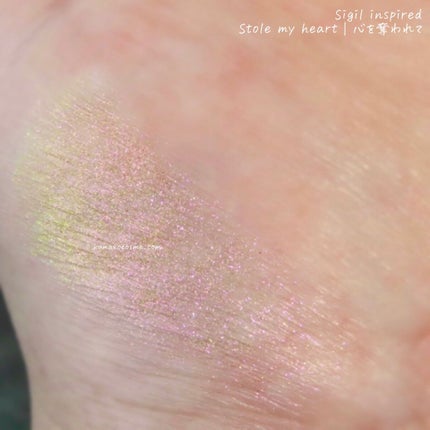 Sigil Inspired Magic Eyeshadows/SIGIL inspired/単色アイシャドウを使ったクチコミ(3枚目)