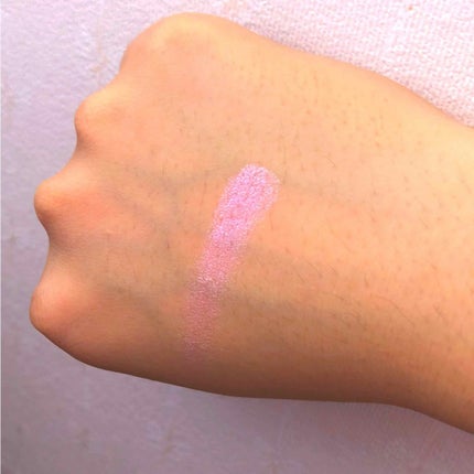 スパークリング アイカラー 02 ベッドタイム ストーリー/PAUL & JOE BEAUTE/単色アイシャドウを使ったクチコミ(2枚目)