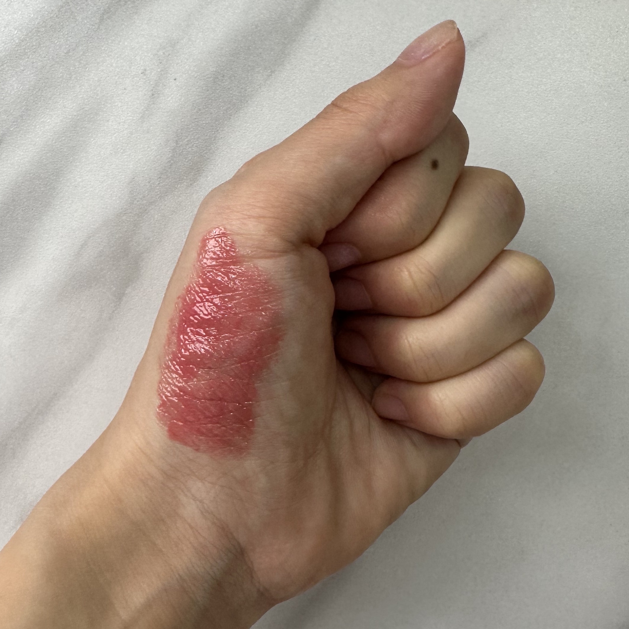 YSL ラブシャイン キャンディグレーズ/YVES SAINT LAURENT BEAUTE/口紅を使ったクチコミ（2枚目）