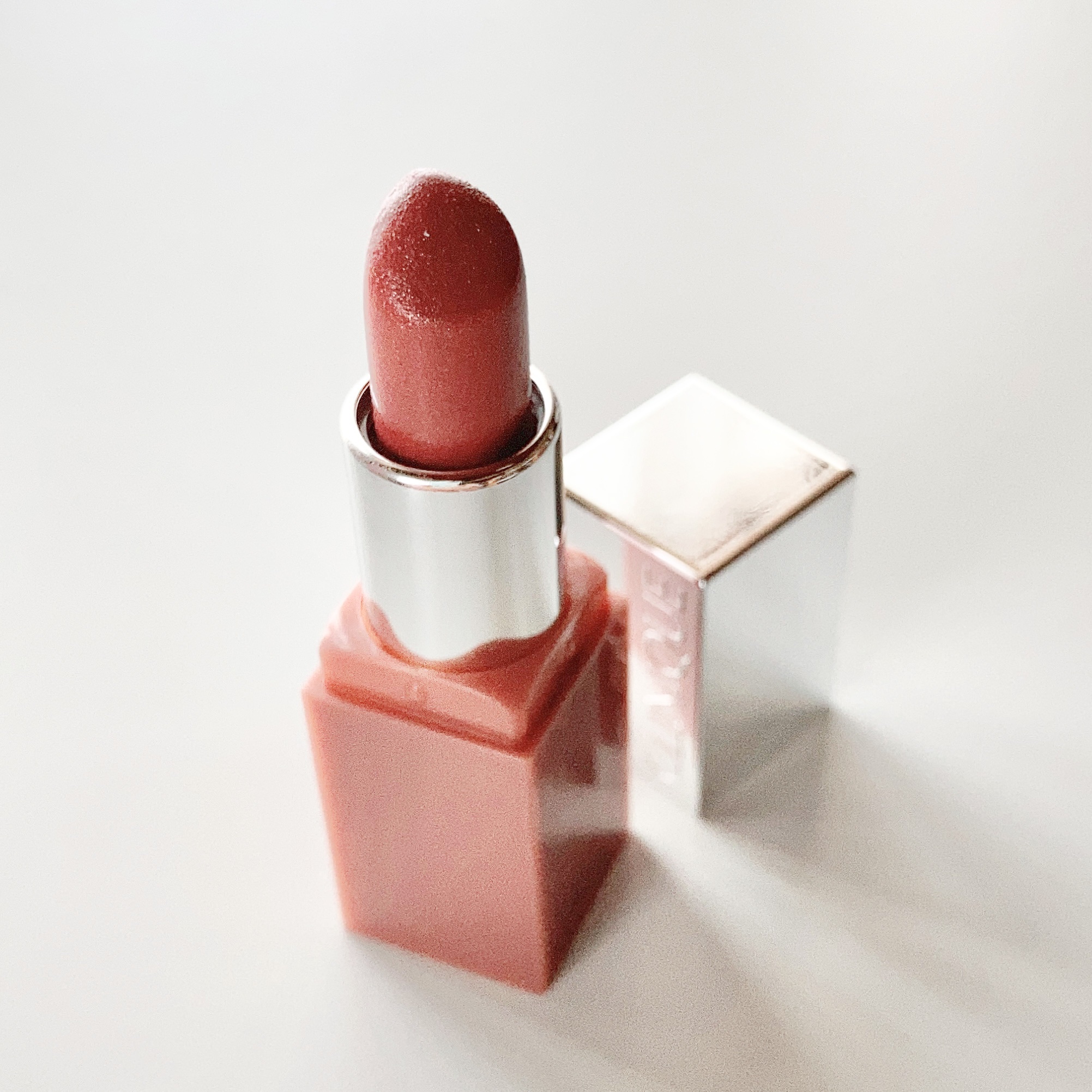 クリニーク ポップ 02 ベア ポップ/CLINIQUE/口紅を使ったクチコミ（3枚目）