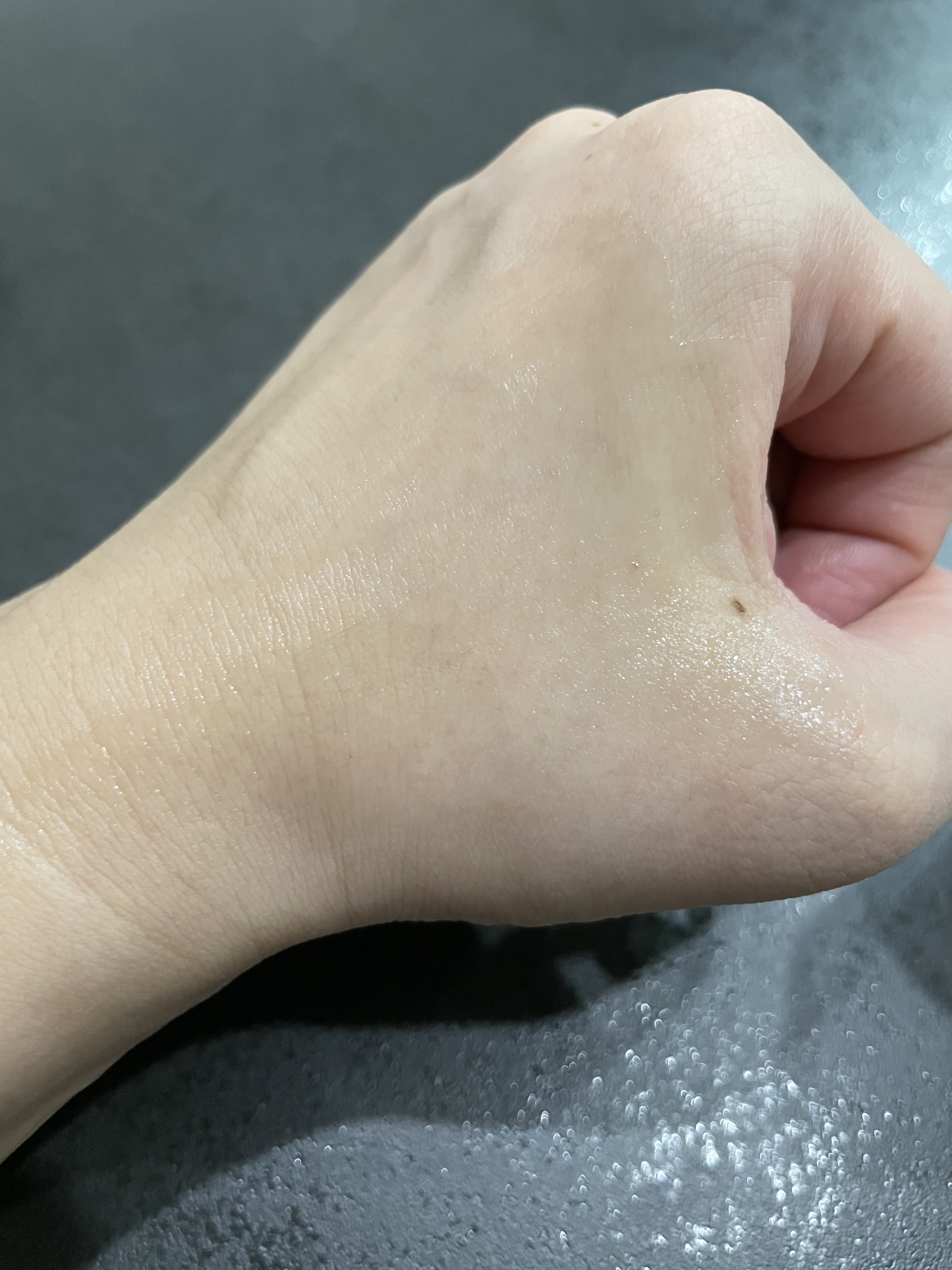 トーンブライトニング カプセルアンプル/SKIN1004/美容液を使ったクチコミ（3枚目）