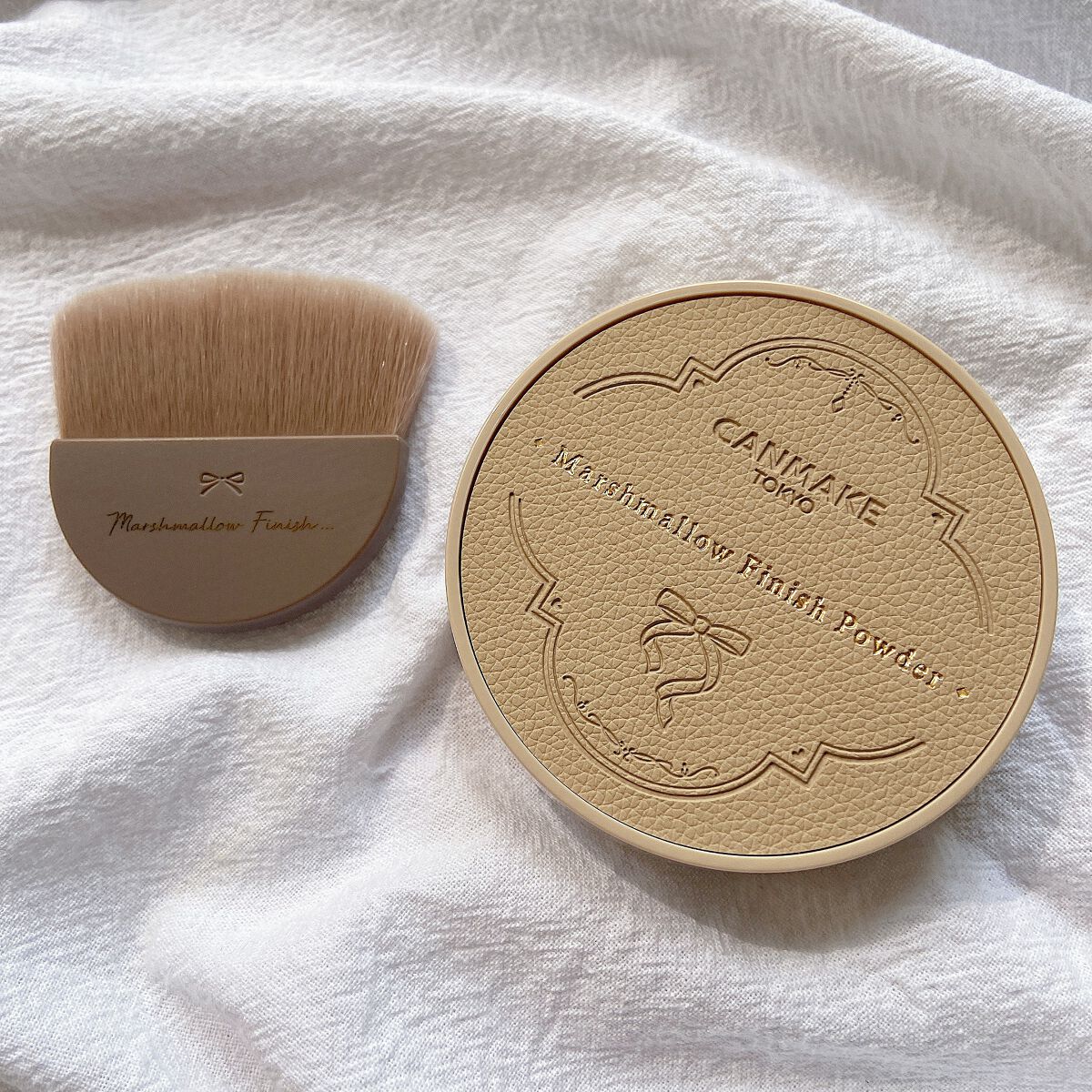 マシュマロフィニッシュパウダー　～Abloom～/キャンメイク/プレストパウダーを使ったクチコミ（3枚目）