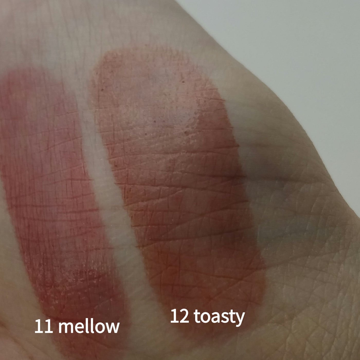 アワーグロウリップ #11 Mellow/oenir/口紅を使ったクチコミ（2枚目）