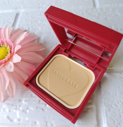 プロフィニッシュファンデーション/インテグレート/パウダーファンデーションを使ったクチコミ(2枚目)