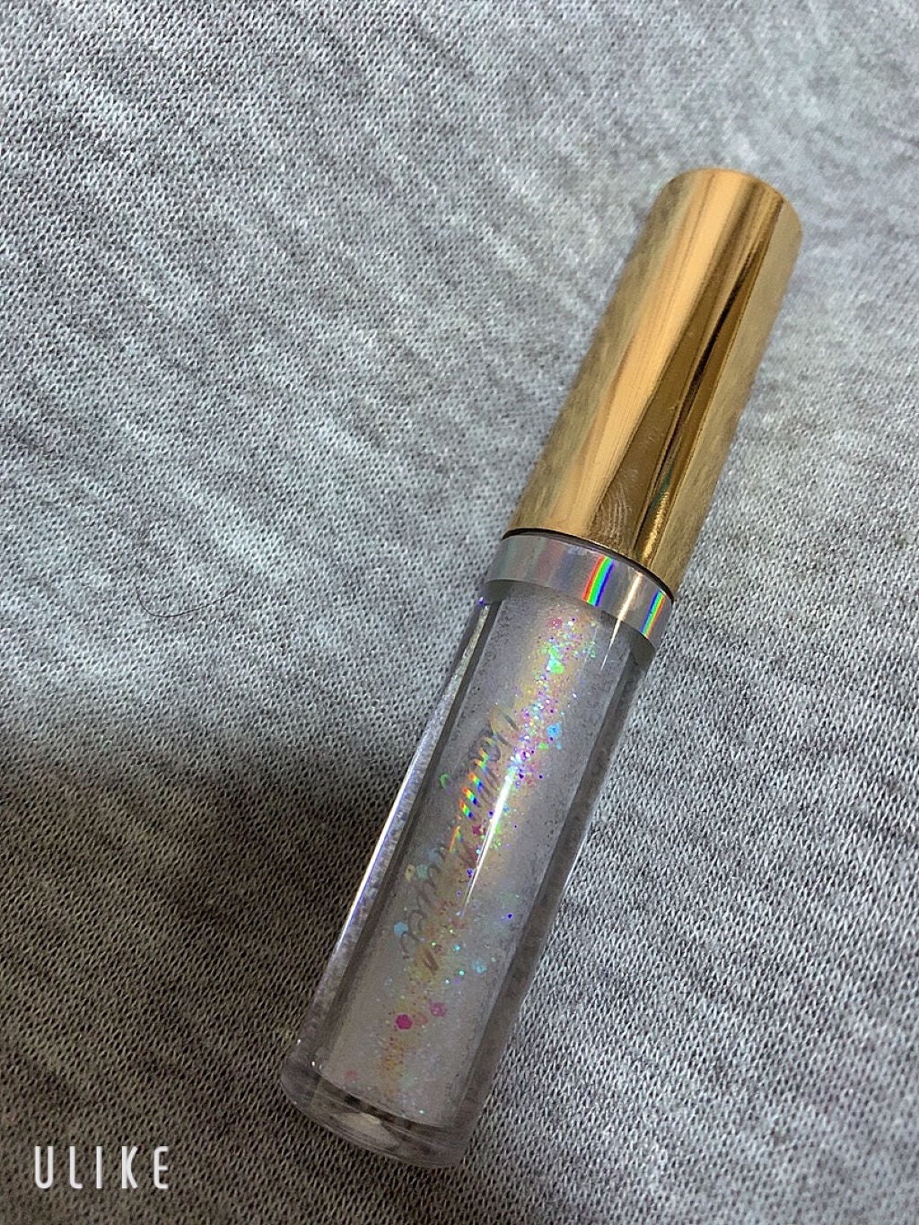 ゆきの on LIPS 「#ドーリーエンジェルグリッター買いました!!綺麗だけど、擦ると..」(1枚目)