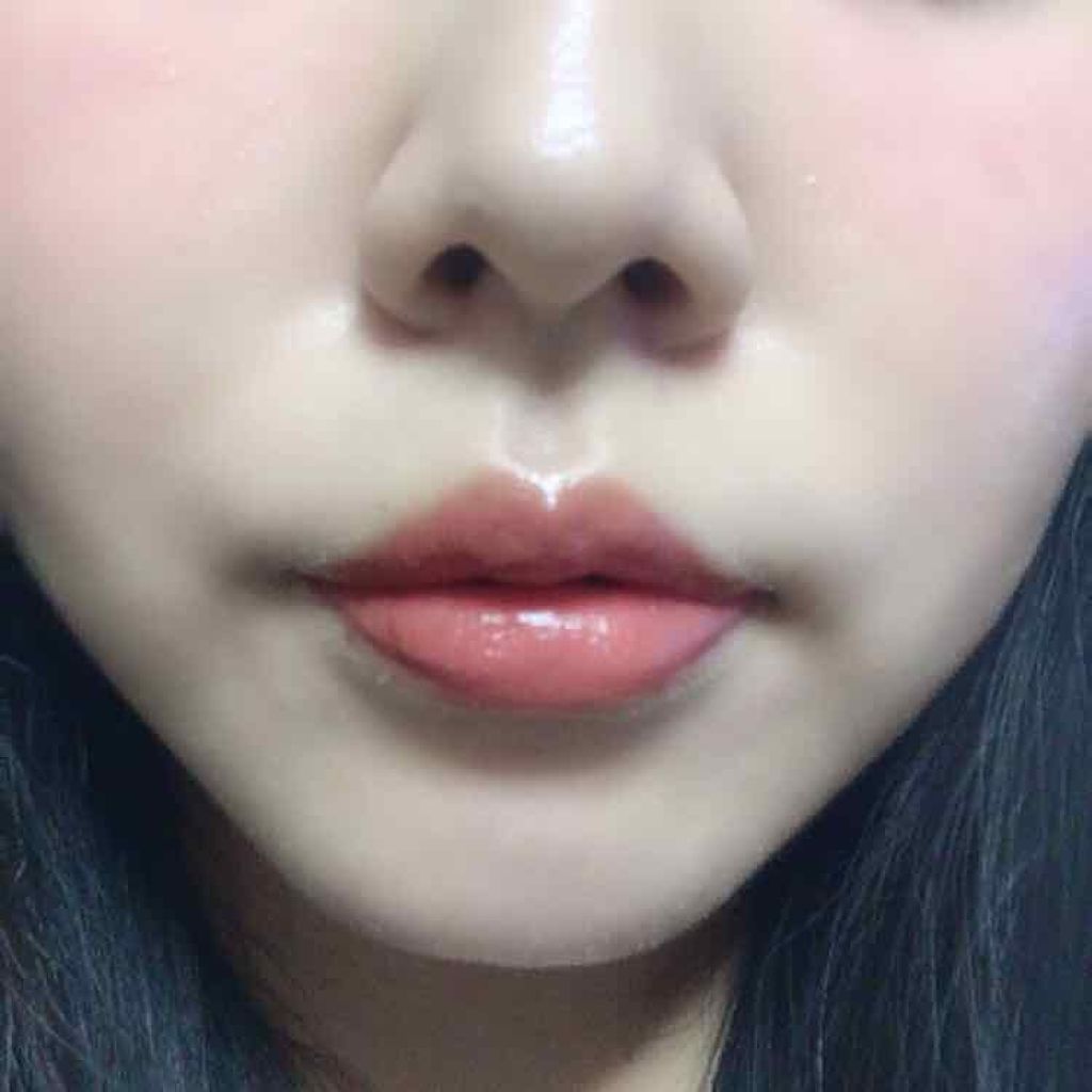 ルージュシグネチャー /ロレアル パリ/リップグロスを使ったクチコミ(2枚目)