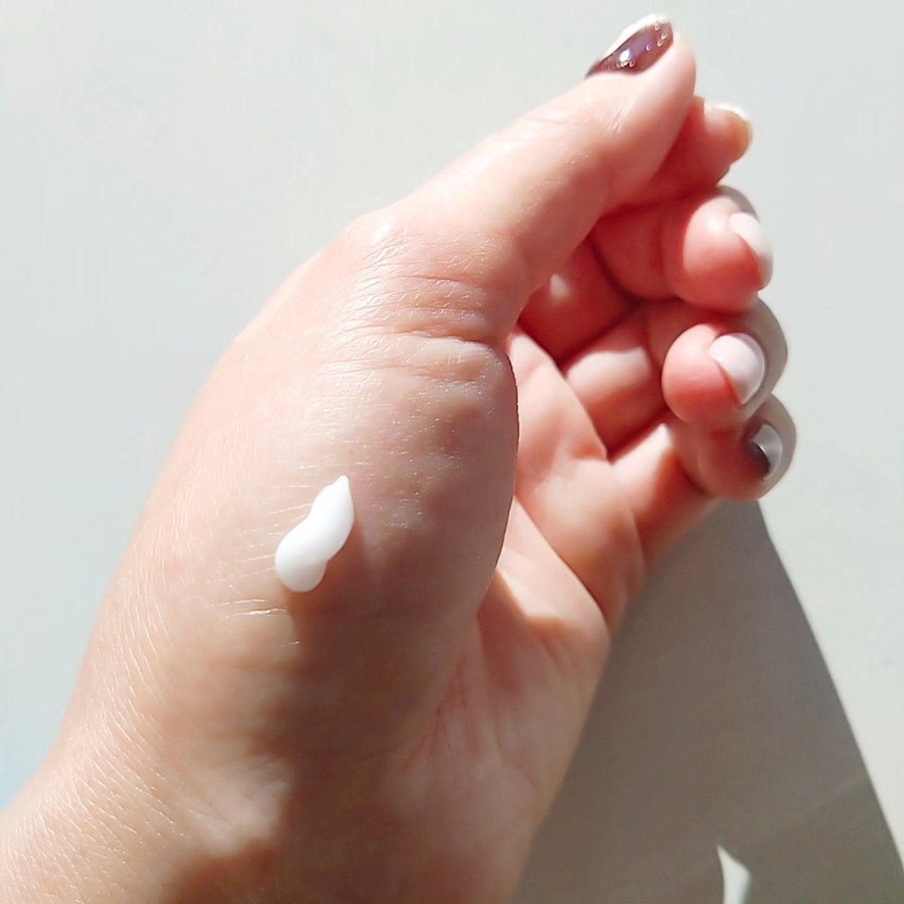 エッセンシャル リアル アイクリーム フォーフェイス/AHC/アイケア・アイクリームを使ったクチコミ(4枚目)