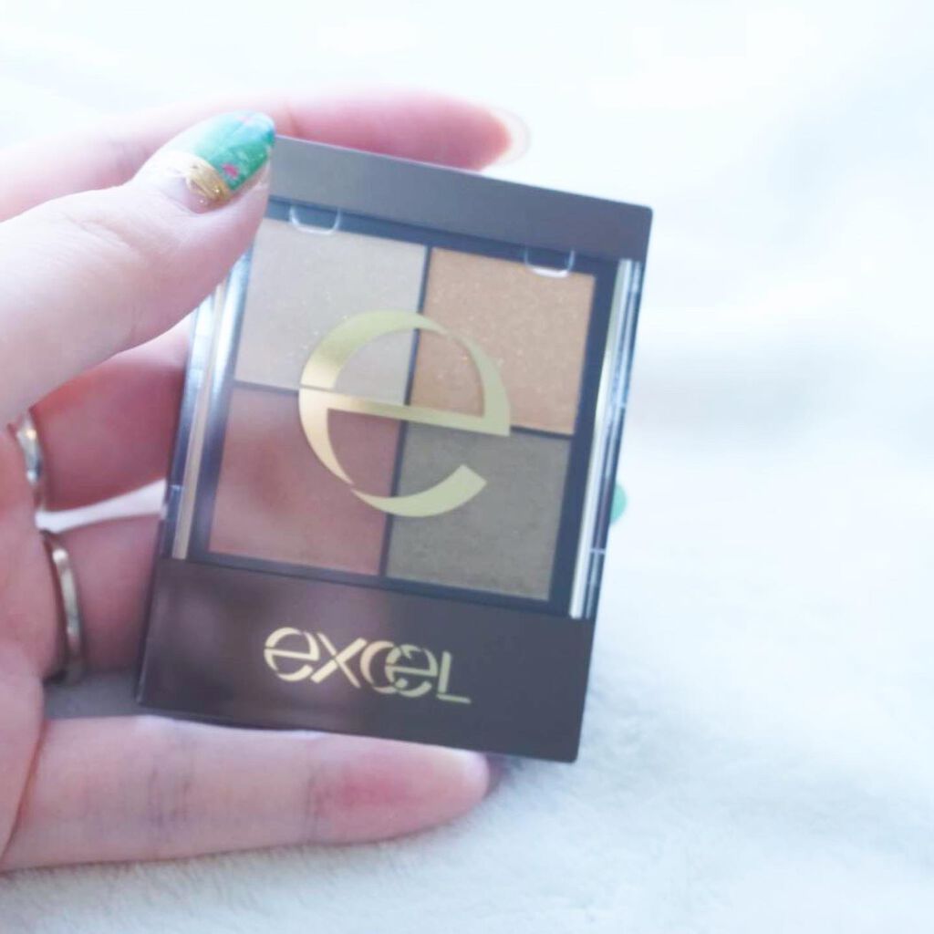 リアルクローズシャドウ CS12 ウェッジソール/excel/アイシャドウパレットを使ったクチコミ（1枚目）