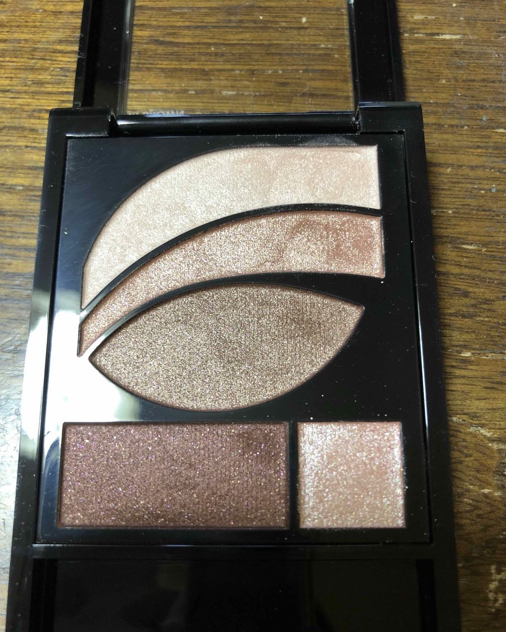 フォトレディ ディファイン ＆ シェード 503　ピンクブラウン/REVLON/アイシャドウパレットを使ったクチコミ（2枚目）