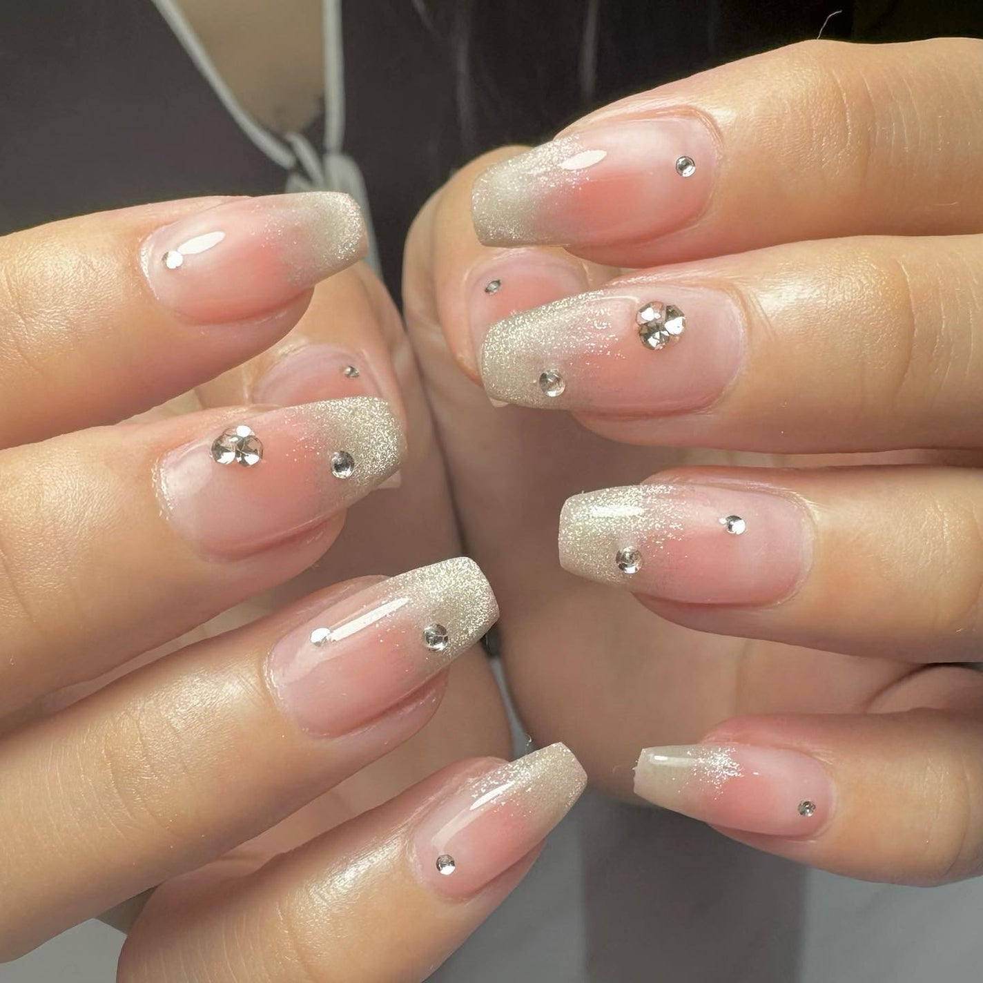 kanna on LIPS 「・・・𝒞𝒽𝑒𝑒𝓀×𝓂𝒶𝑔𝓃𝑒𝓉💍💄💋うるうるチークにマグネット..」(1枚目)