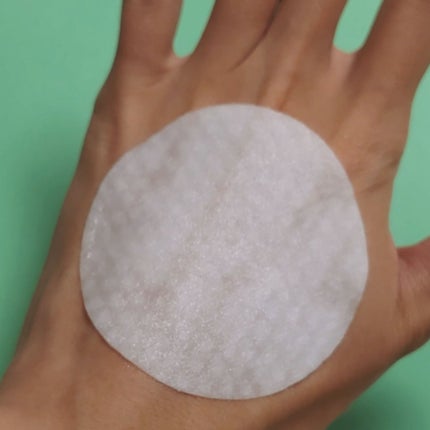 SNP TRIPLE WATER PEEL SOOTHING PADのクチコミ「SNP TRIPLE WATER PEEL SOOTHING PAD
サンプル使用。一包.....」(2枚目)