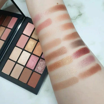 サマーアンレイテッド アイシャドーパレット/NARS/アイシャドウパレットを使ったクチコミ(4枚目)