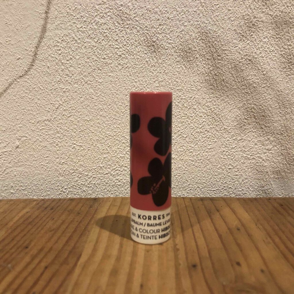リップバームスティック ハイビスカス/KORRES/リップケアを使ったクチコミ（1枚目）