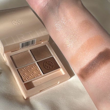 ちゃる♡ on LIPS 「クッションファンデで有名なTIRTIRから#ミルキーメロウアイ..」(5枚目)