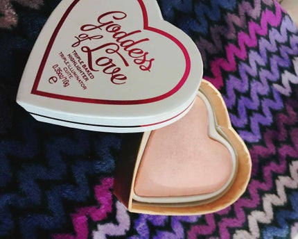 ハートハイライター ゴッデス オブ ラブ/MAKEUP REVOLUTION/パウダーハイライトを使ったクチコミ(1枚目)