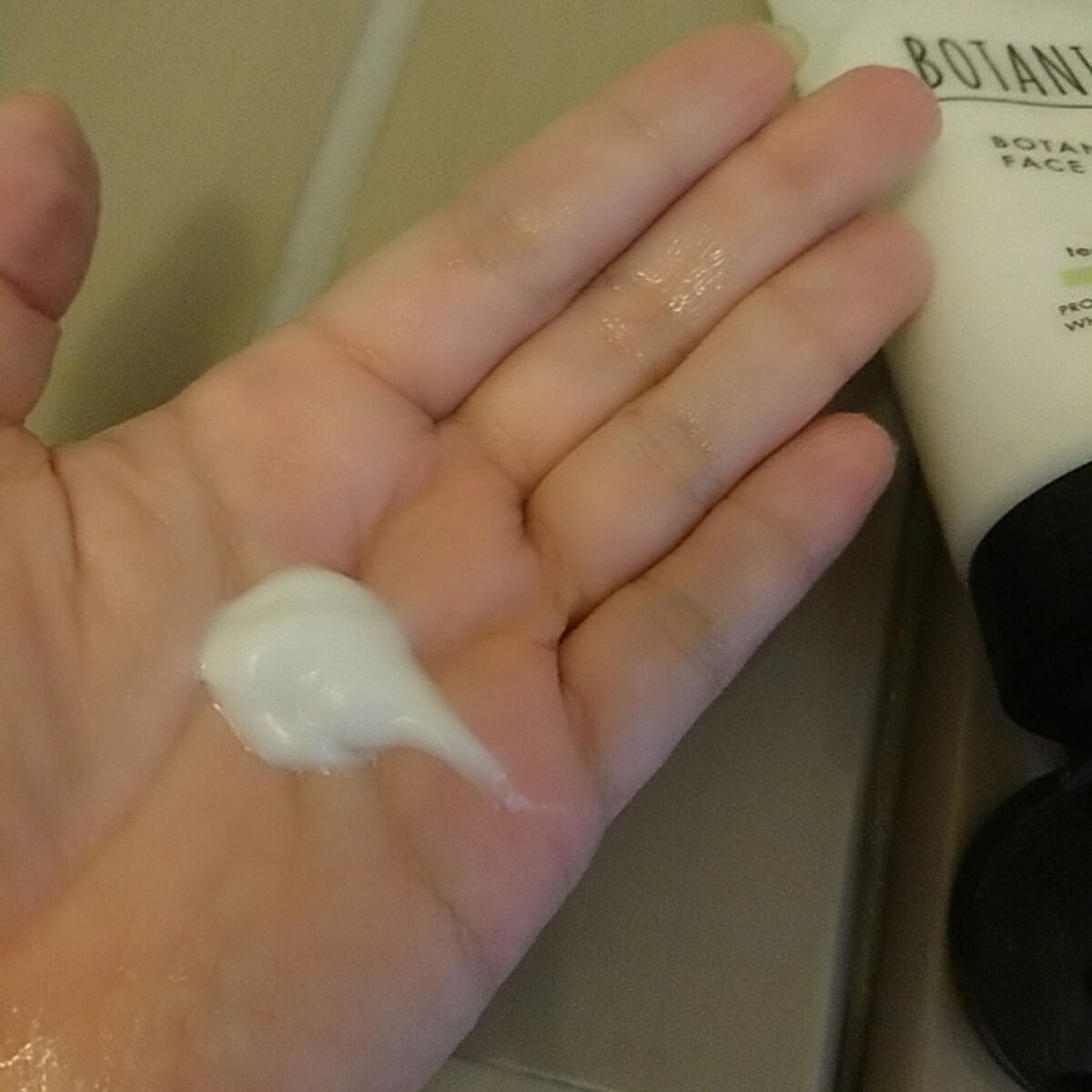 ボタニカルフェイスウォッシュ バランスケア/BOTANIST/洗顔フォームを使ったクチコミ（2枚目）