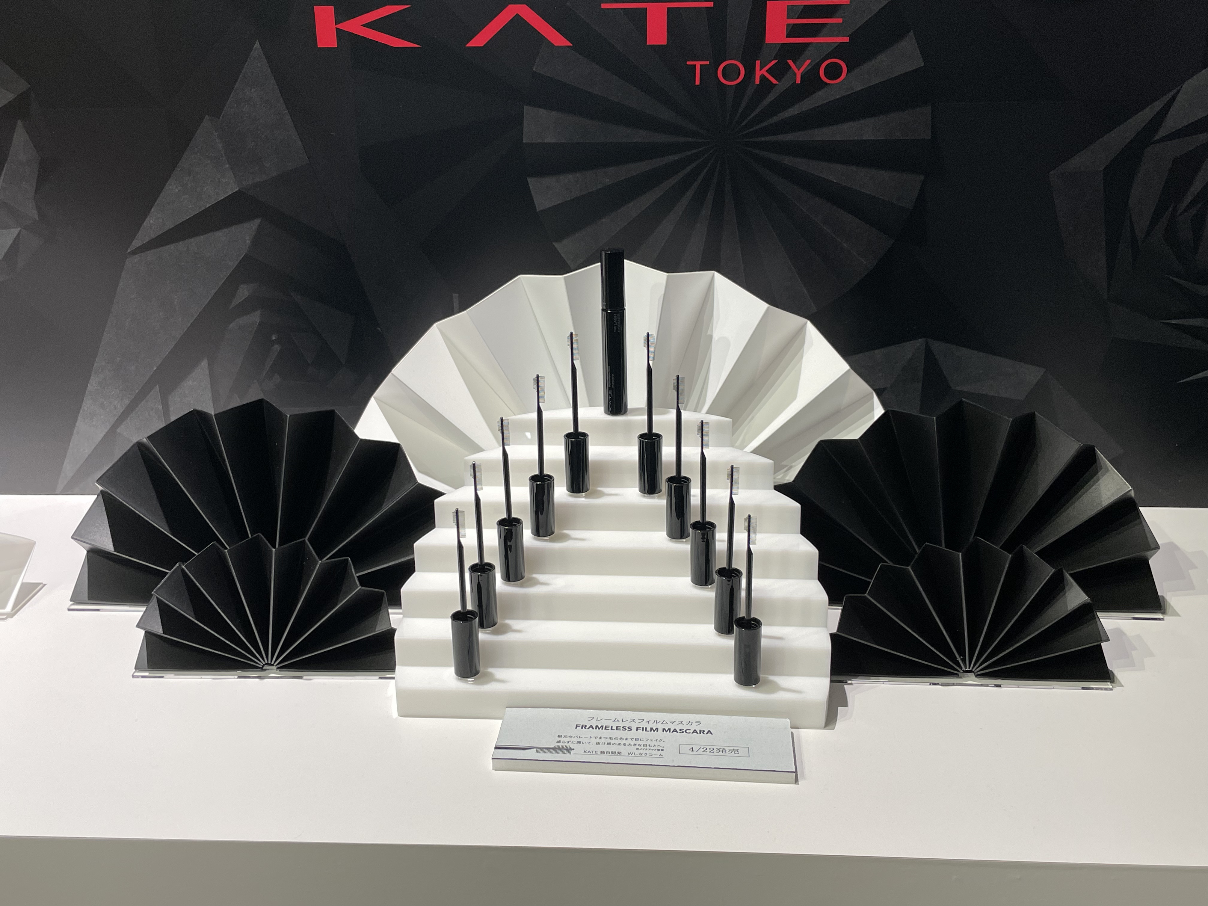 ケイト リップモンスター/KATE/口紅を使ったクチコミ（3枚目）