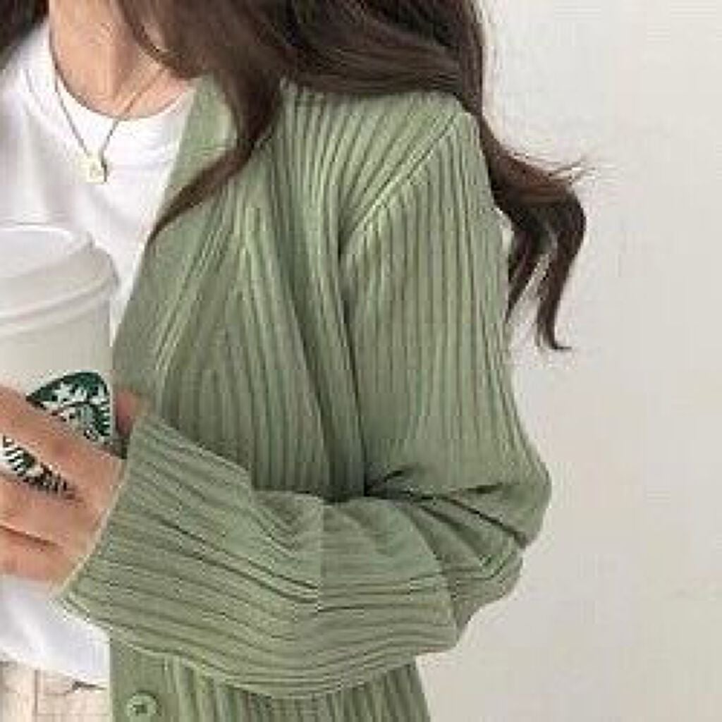 西 on LIPS 「自己紹介👧・中学3年生なにわ男子・なにふぁむさんと繋がりたいで..」(1枚目)