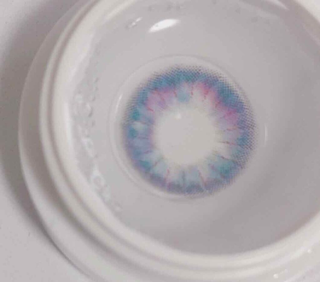 グリッターグレー/CLARA CONTACT/カラーコンタクトレンズを使ったクチコミ(3枚目)