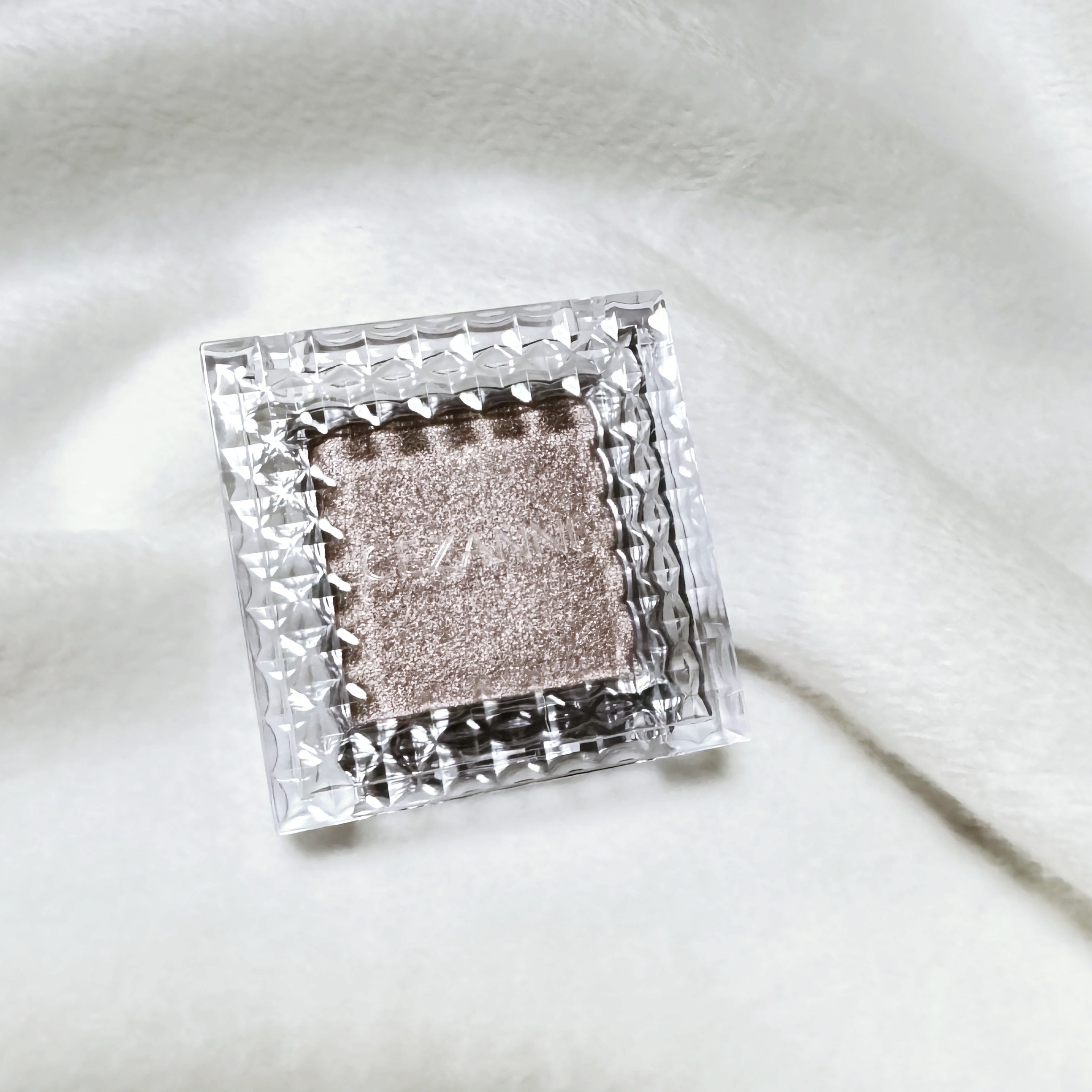 シングルカラーアイシャドウ 09 グレイッシュブラウン/CEZANNE/単色アイシャドウを使ったクチコミ（1枚目）