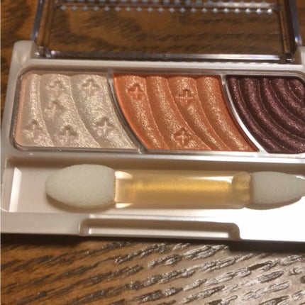 トーンアップアイシャドウ/CEZANNE/アイシャドウパレットを使ったクチコミ(2枚目)