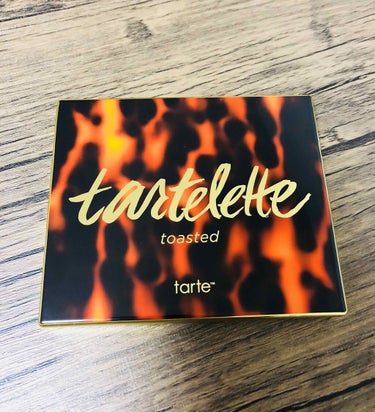 Tartelette Toasted Eyeshadow Palette/tarte/アイシャドウパレットを使ったクチコミ（1枚目）