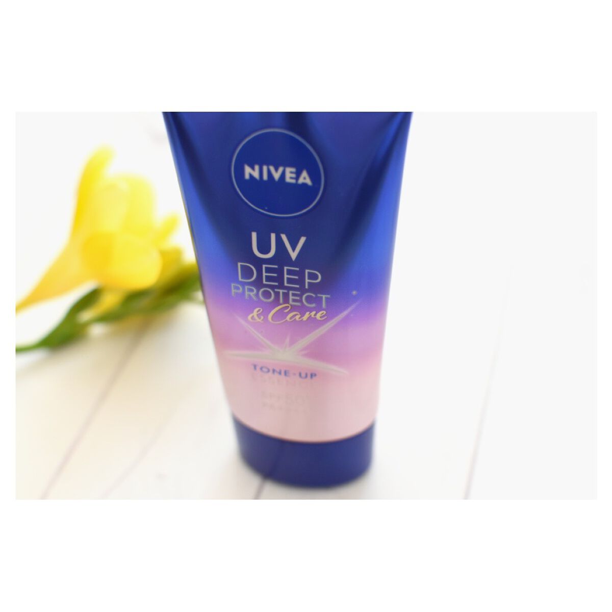 ニベアUV ディープ プロテクト＆ケア トーンアップ エッセンス/ニベア/日焼け止めローションを使ったクチコミ（2枚目）