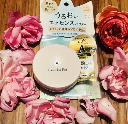 エッセンスパウダー /セラフォア/プレストパウダーを使ったクチコミ(1枚目)