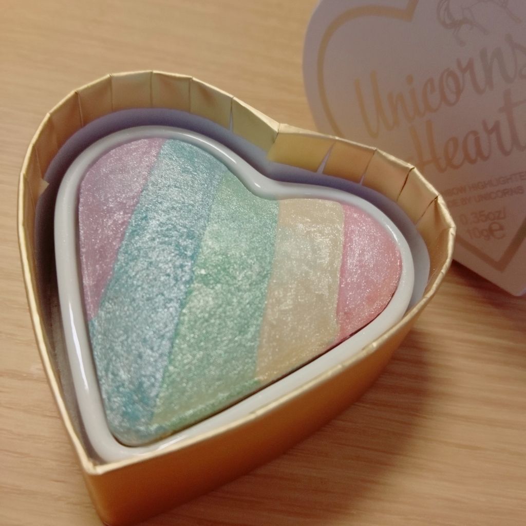 ハートハイライター ユニコーンハート/MAKEUP REVOLUTION/パウダーハイライトを使ったクチコミ（3枚目）