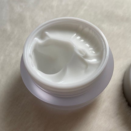 chacha | 自分磨きを楽しむOL on LIPS 「お肌に潤いと弾力を✨✼••┈┈••✼••┈┈••✼••┈┈••..」(4枚目)