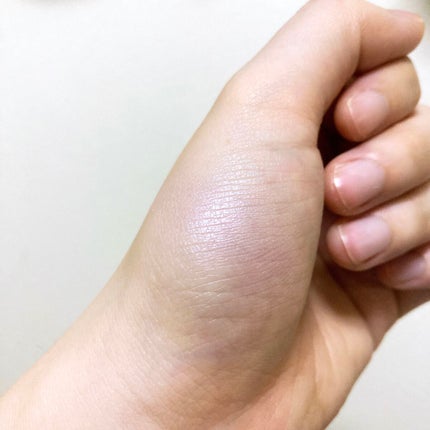 パールグロウニュアンサー/CEZANNE/パウダーハイライトを使ったクチコミ(3枚目)